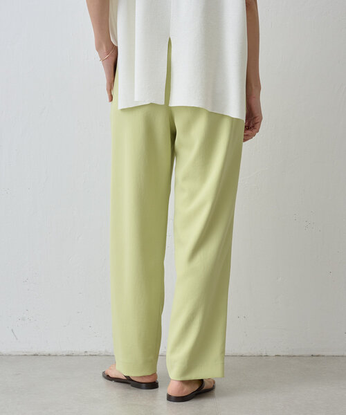 BEARDSLEY（ビアズリー）の「サラっとタックパンツ（その他パンツ・レディース・グリーン系その他2/アイボリー・0/1）」の19枚目の写真