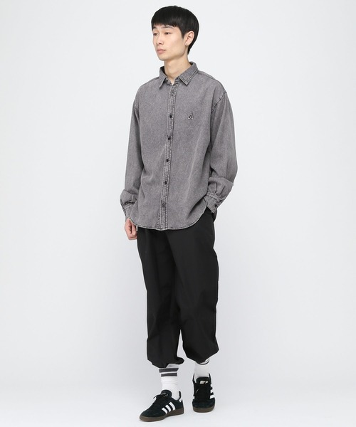 ALAND（エーランド）の「【UNISEX】ALAND／Ａロゴデニムシャツロングスリーブ（シャツ/ブラウス・レディース・ブラック/インディゴブルー・SMALL/MEDIUM）」の16枚目の写真