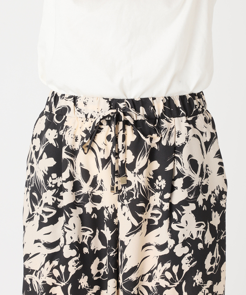 journal standard L'essage（ジャーナルスタンダードレサージュ）の「フラワープリントパンツ（その他パンツ・レディース・ブラック・FREE）」の11枚目の写真