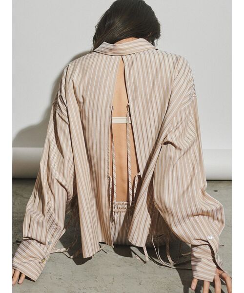 Htage(テージ)の「【Htage】スリットデザインストライプシャツ(シャツ/ブラウス・レディース・ブルー/ベージュ・FREE)」の13枚目の写真