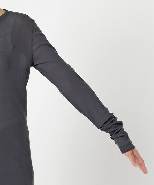 Spick & Span（スピックアンドスパン）の「《追加2》シアーボートネックプルオーバー（Tシャツ/カットソー・レディース・ホワイト/スカイブルー/チャコールグレー・FREE）」の7枚目の写真