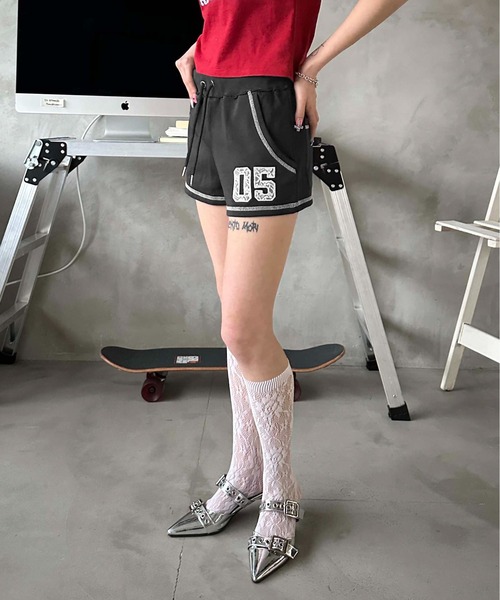 sedacle girl(セダクルガール)の「レースナンバリングホットパンツ(スウェットパンツ・レディース・グレー/ブラック・SMALL/MEDIUM)」の6枚目の写真