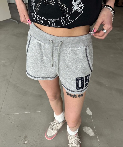 sedacle girl(セダクルガール)の「レースナンバリングホットパンツ(スウェットパンツ・レディース・グレー/ブラック・SMALL/MEDIUM)」の12枚目の写真