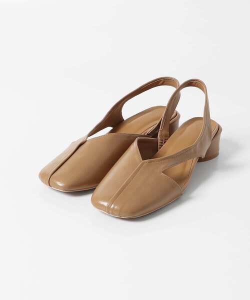 KBF（ケイビーエフ）の「アシンメトリーストラップパンプス（パンプス・レディース・ブラック/キャメル・36/37/38）」の17枚目の写真