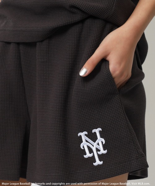 MLB　LA　パット付き　ハーフZIP　リブ　トップス　ショーパン　セットアップ MLB LA パット付き ハーフZIP リブ トップス ショーパン
