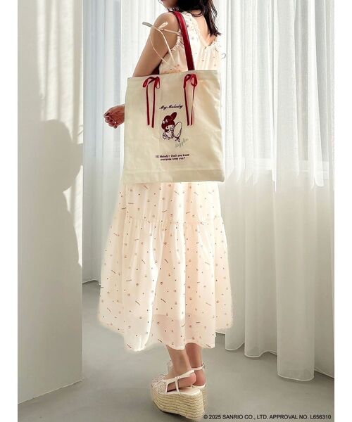 dazzlin（ダズリン）の「【メロクロコラボ】ツインリボンキャンバストートバッグ（トートバッグ・レディース・オフホワイト・FREE）」の3枚目の写真