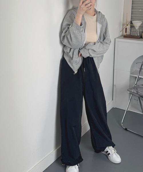 VIVID LADY(ビビッドレディー)の「シャカシャカ ワイドパンツ ウエストゴム(カーゴパンツ・レディース・ホワイト/グレー/ブラック・FREE)」の18枚目の写真