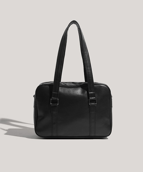 Chick(チック)の「Fake Leather Shoulder Bag School Bag スクールバッグ(ショルダーバッグ・レディース・ブラック・FREE)」の7枚目の写真