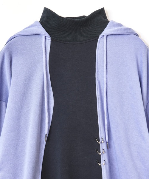 AULA AILA(アウラアイラ)の「デコラティブフード(パーカー・レディース・ホワイト/ブラック/ラベンダー・0)」の15枚目の写真