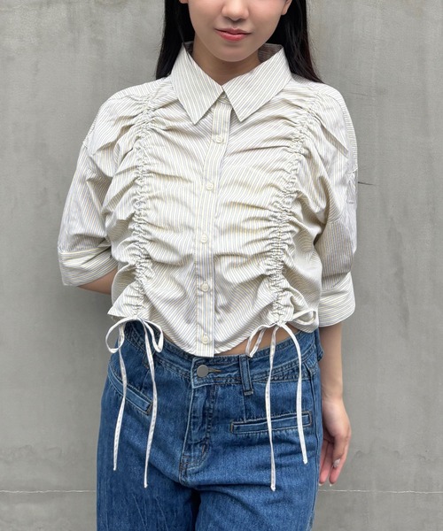 ALAND(エーランド)の「3.3 Field Trip/フロントシャーリング半袖(シャツ/ブラウス・レディース・アクア/ロイヤルブルー/サックスブルー/オフホワイト/ライトイエロー・FREE)」の5枚目の写真