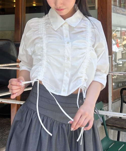 ALAND(エーランド)の「3.3 Field Trip/フロントシャーリング半袖(シャツ/ブラウス・レディース・アクア/ロイヤルブルー/サックスブルー/オフホワイト/ライトイエロー・FREE)」の2枚目の写真