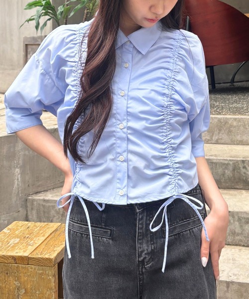 ALAND(エーランド)の「3.3 Field Trip/フロントシャーリング半袖(シャツ/ブラウス・レディース・アクア/ロイヤルブルー/サックスブルー/オフホワイト/ライトイエロー・FREE)」の3枚目の写真