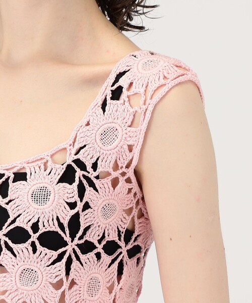 TOMORROWLAND (トゥモローランド)の「MOZHDEH MATIN FLOWER LACE TOP(ベスト・レディース・ライトピンク・S)」の8枚目の写真