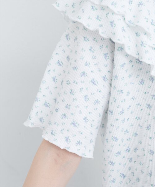natural couture（ナチュラルクチュール）の「【WEB限定】ワッフルフリルTOPS（シャツ/ブラウス・レディース・チャコールグレー/ライトベージュ/その他1/その他2・FREE）」の14枚目の写真