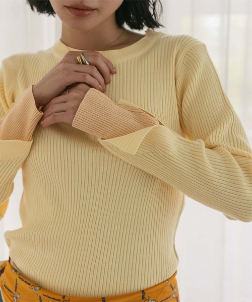 miette(ミエット)の「スリットデザインリブニット(ニット/セーター・レディース・ライトブルー/ライトイエロー/ベージュ/チャコール/ボルドー・FREE)」の4枚目の写真