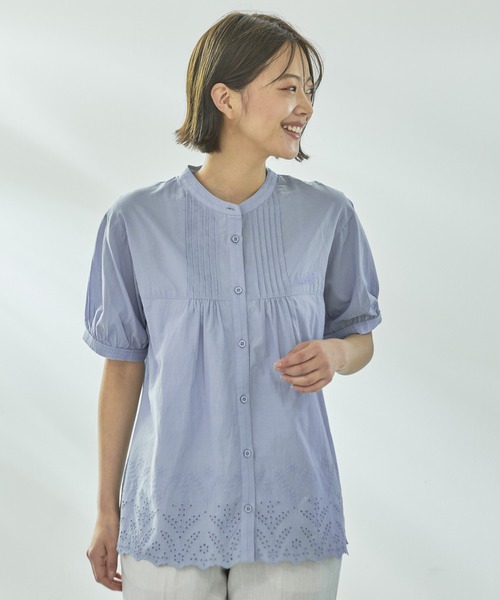 Arnold Palmer(アーノルドパーマー)の「インド綿 裾スカラップ刺繍 ブラウス(シャツ/ブラウス・レディース・チャコールグレー/サックスブルー/ホワイト・S/M/L)」の3枚目の写真