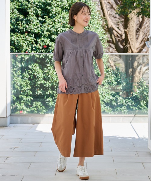 Arnold Palmer(アーノルドパーマー)の「インド綿 裾スカラップ刺繍 ブラウス(シャツ/ブラウス・レディース・チャコールグレー/サックスブルー/ホワイト・S/M/L)」の10枚目の写真