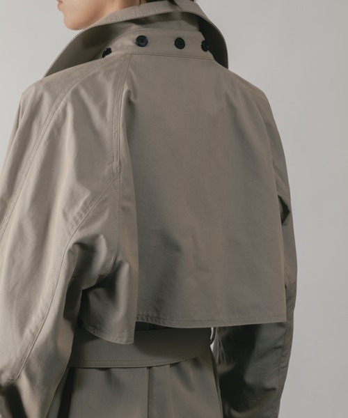 CINOH（チノ）の「FINX COTTON SEPARATE TRENCH COAT（トレンチコート・レディース・ベージュ・36/38）」の2枚目の写真