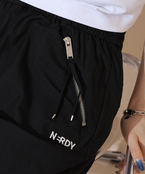 NERDY(ノルディ)の「ニーシャーリングウーブンパンツ(その他パンツ・メンズ・ブラック/ピンク/グレー・L/S/M)」の7枚目の写真