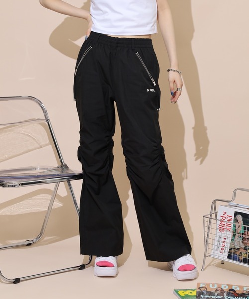 NERDY(ノルディ)の「ニーシャーリングウーブンパンツ(その他パンツ・メンズ・ブラック/ピンク/グレー・L/S/M)」の22枚目の写真