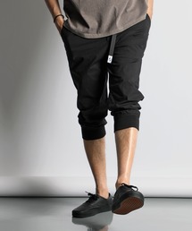 The DUFFER of ST.GEORGE（ザダファーオブセントジョージ）の「HALF LEG JOGGER PANTS：ストレッチナイロン クロップド丈 ジョガーパンツ（その他パンツ）」
