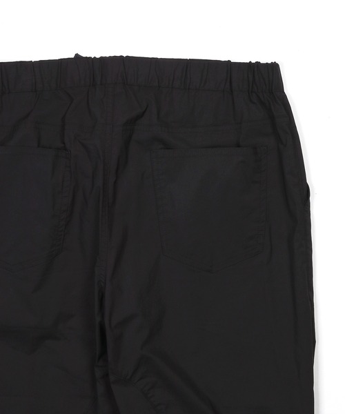 HALF LEG JOGGER PANTS：ストレッチナイロン クロップド丈