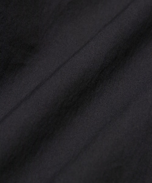 The DUFFER of ST.GEORGE(ザダファーオブセントジョージ)の「HALF LEG JOGGER PANTS:ストレッチナイロン クロップド丈 ジョガーパンツ(その他パンツ・メンズ・ベージュ/ネイビー/ブラック・X-LARGE/LARGE/MEDIUM/SMALL)」の20枚目の写真