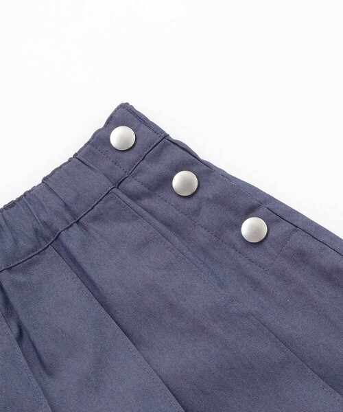 BeBe（ベベ）の「カラーデニムサイドボタンプリーツスカパン(90~150cm)（スカート・キッズ・ネイビー/レッド・140cm/120cm/130cm/150cm/110cm）」の19枚目の写真