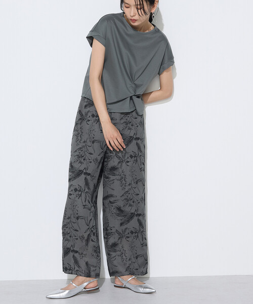 K.T KIYOKO TAKASE（キヨコタカセ）の「麻調ポリエステル ボタニカルプリントパンツ（その他パンツ・レディース・ブラック系その他/グリーン系その他・9号）」の18枚目の写真