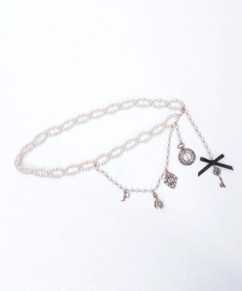 axes femme POETIQUE（アクシーズファムポエティック）の「ワンダーモチーフパールベルト（ベルト・レディース・ゴールド/アンティークゴールド・FREE）」の6枚目の写真