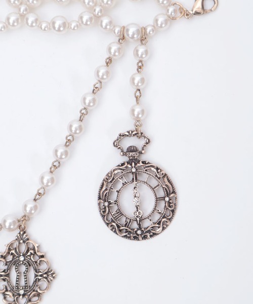 axes femme POETIQUE（アクシーズファムポエティック）の「ワンダーモチーフパールベルト（ベルト・レディース・ゴールド/アンティークゴールド・FREE）」の10枚目の写真