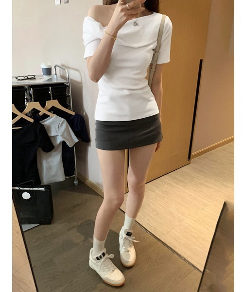 Miniministore(ミニミニストア)の「片方オフショルtシャツ レディース 半袖(Tシャツ/カットソー・レディース・ホワイト/ブラック/ネイビー/グレー・FREE)」の14枚目の写真