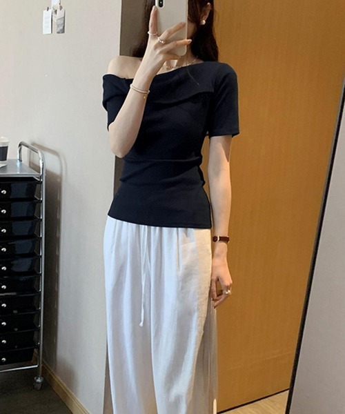 Miniministore(ミニミニストア)の「片方オフショルtシャツ レディース 半袖(Tシャツ/カットソー・レディース・ホワイト/ブラック/ネイビー/グレー・FREE)」の18枚目の写真