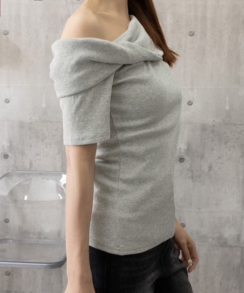Miniministore(ミニミニストア)の「片方オフショルtシャツ レディース 半袖(Tシャツ/カットソー・レディース・ホワイト/ブラック/ネイビー/グレー・FREE)」の21枚目の写真