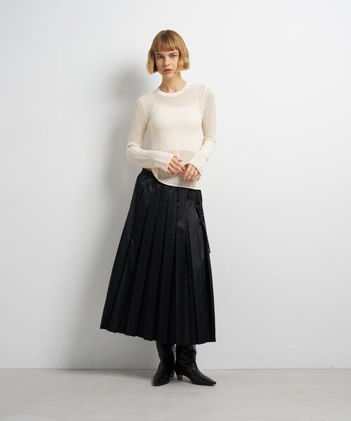 LANVIN en Bleu（ランバンオンブルー）の「シアーレースニット（ニット/セーター・レディース・レッド/ブラック/オフホワイト・38）」の11枚目の写真