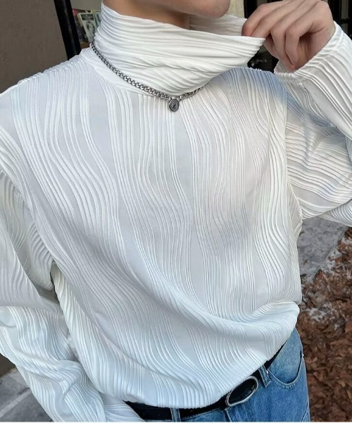 link lot(リンクロット)の「エンボスプリーツルーズシルエットタートルネックロンT(Tシャツ/カットソー・メンズ・ブラック/ダークグレー/ネイビー/ホワイト/ブラウン・M/L)」の11枚目の写真