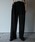 CLANE�i�N���l�j�́uCLANE SHEER TUCK PANTS�i���̑��p���c�j�v�b�u���b�N
