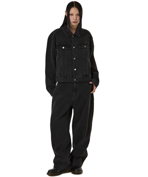 OY(オーワイ)の「『OY/オーワイ』STUD DENIM TRUCKER JACKET/スタッズデニム トラックジャケット(デニムジャケット・レディース・ブラック・L)」の7枚目の写真