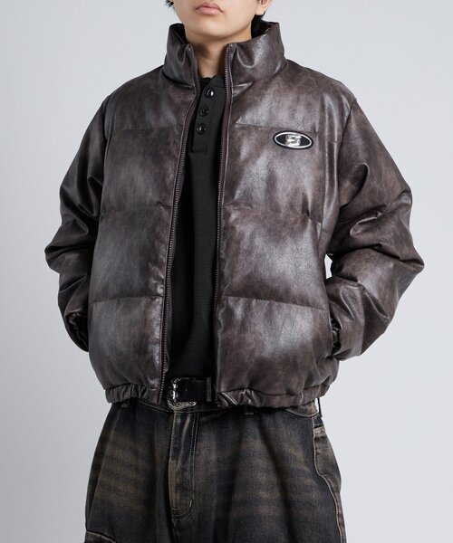 WHO'S WHO gallery（フーズフーギャラリー）の「【UNISEXS】Sロゴヴィンテージライクレザーブルゾン（ダウンジャケット/コート・レディース・ブラック/ブラウン・MEDIUM/LARGE）」の19枚目の写真