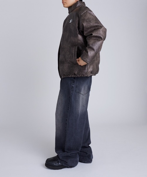 WHO'S WHO gallery（フーズフーギャラリー）の「【UNISEXS】Sロゴヴィンテージライクレザーブルゾン（ダウンジャケット/コート・レディース・ブラック/ブラウン・MEDIUM/LARGE）」の7枚目の写真