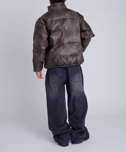 WHO'S WHO gallery（フーズフーギャラリー）の「【UNISEXS】Sロゴヴィンテージライクレザーブルゾン（ダウンジャケット/コート・レディース・ブラック/ブラウン・MEDIUM/LARGE）」の8枚目の写真