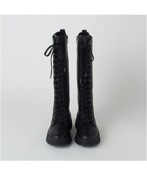 +diana（プラスダイアナ）の「【軽量】レースアップロングブーツ（ブーツ・レディース・ブラック/アイボリー・22.0cm/22.5cm/23.0cm/23.5cm/24.0cm/24.5cm/25.0cm/21.5cm/25.5cm）」の15枚目の写真