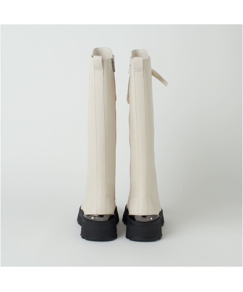 +diana（プラスダイアナ）の「【軽量】レースアップロングブーツ（ブーツ・レディース・ブラック/アイボリー・22.0cm/22.5cm/23.0cm/23.5cm/24.0cm/24.5cm/25.0cm/21.5cm/25.5cm）」の14枚目の写真