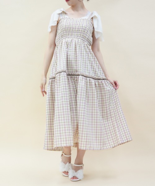 axes femme POETIQUE（アクシーズファムポエティック）の「バックフリルロングワンピース（ワンピース・レディース・ピンク/クリーム/ブラック・MEDIUM）」の3枚目の写真