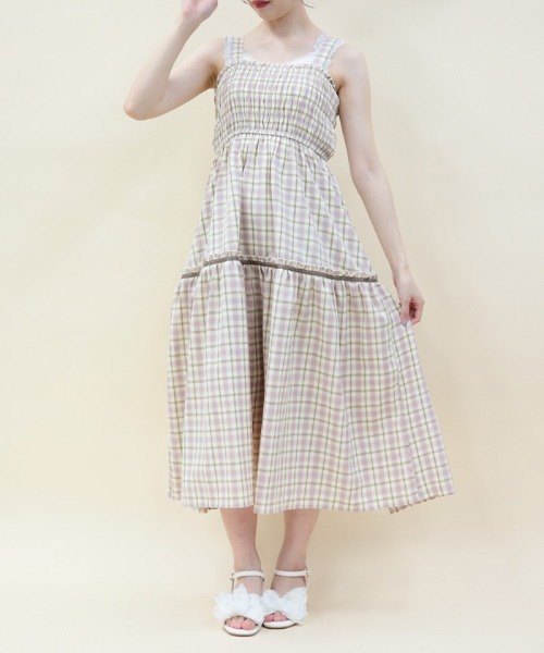 axes femme POETIQUE（アクシーズファムポエティック）の「バックフリルロングワンピース（ワンピース・レディース・ピンク/クリーム/ブラック・MEDIUM）」の9枚目の写真