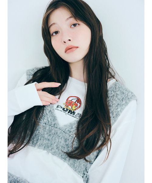 LILY BROWN(リリーブラウン)の「【LILY BROWN×PUMA】バリエプリントロングスリーブTシャツ(Tシャツ/カットソー・レディース・C/A/B・F)」の1枚目の写真
