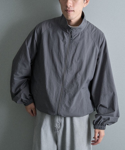 CRAFT STANDARD BOUTIQUE（クラフトスタンダードブティック）の「ナイロンスタンドブルゾン（ブルゾン・メンズ・カーキ/ブラック/ブラウン/チャコールグレー・L/M/S）」の2枚目の写真
