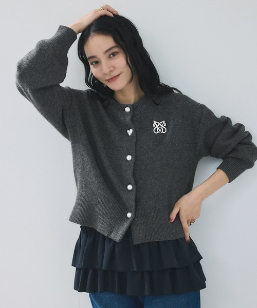 ‪‪❤︎‬ページ ハートボタンモヘアライクVニットカーデ | prose verse(プロズヴェール