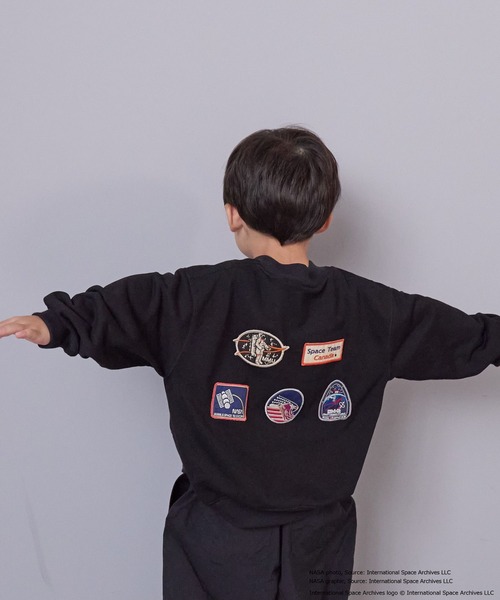 LOWRYS FARM（ローリーズファーム）の「ＮＡＳＡワッペンスウェット　593056（スウェット・キッズ・ブラック/ブルー/グレー・120cm/150cm/140cm/130cm/110cm）」の7枚目の写真