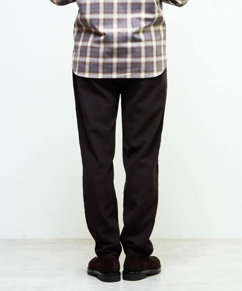 MEN'S MELROSE(メンズメルローズ)の「アクティブテックコーデュロイ ワンプリーツイージーテーパードパンツ(その他パンツ・メンズ・アイボリー/ブラック/ブラウン・2/3/4)」の8枚目の写真